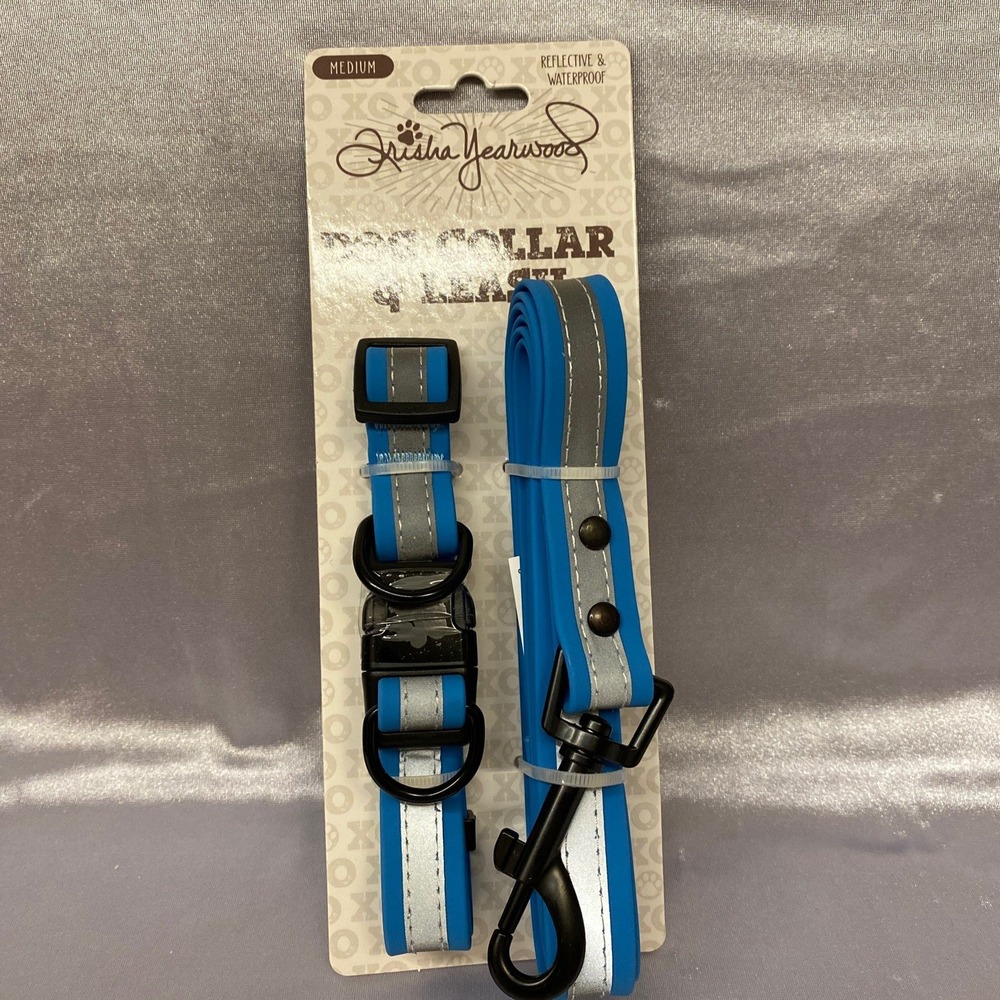 Trisha  PET PVC Blue Waterproof REFLECTIVE Sz M DOG LEASH And COLLAR COMBO  New